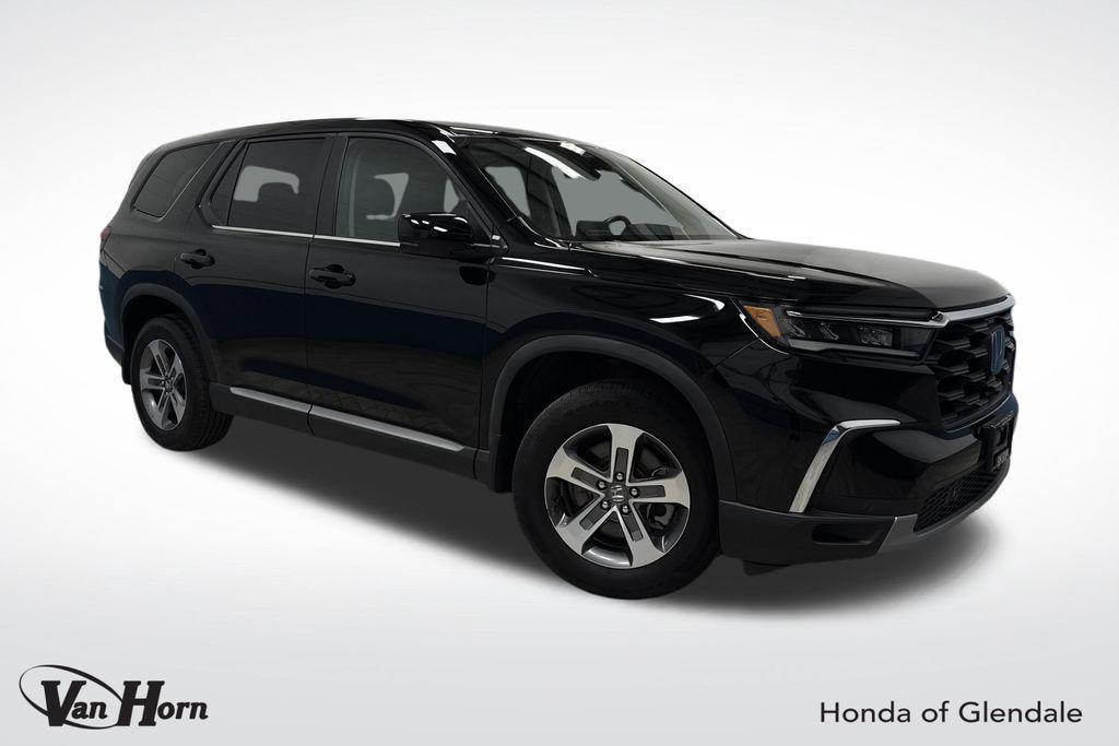 used 2023 Honda Pilot car, priced at $36,748