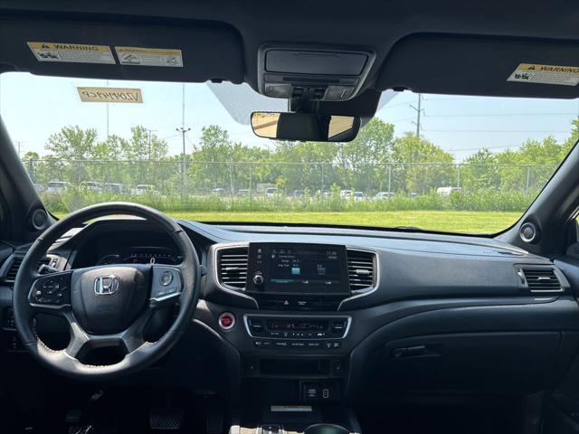 used 2022 Honda Pilot car, priced at $35,498