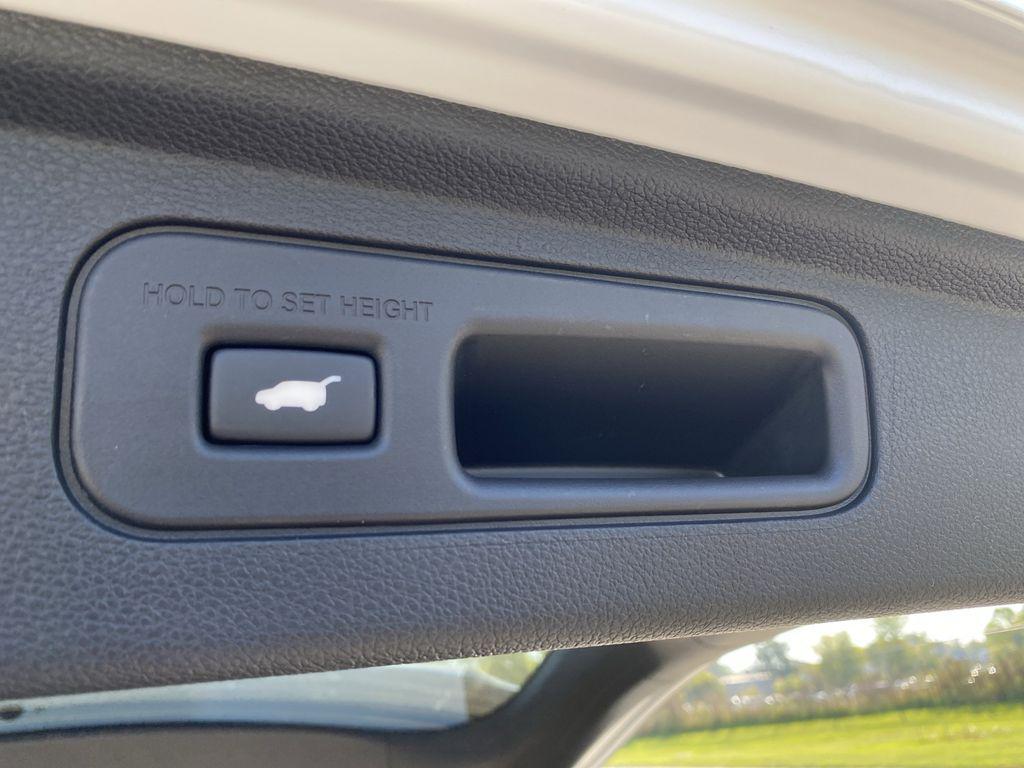 new 2026 Honda Odyssey car, priced at $43,195