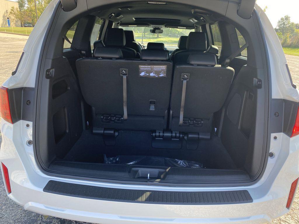 new 2026 Honda Odyssey car, priced at $43,195