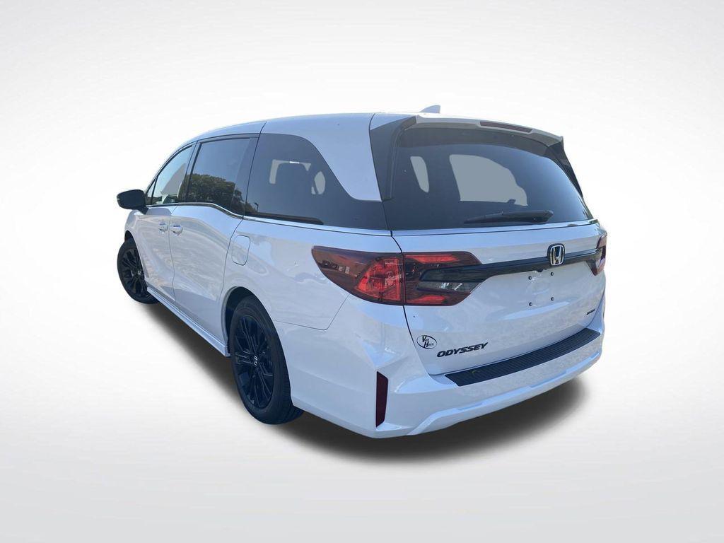 new 2026 Honda Odyssey car, priced at $43,195