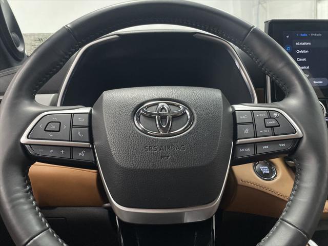 used 2023 Toyota Highlander car, priced at $43,913