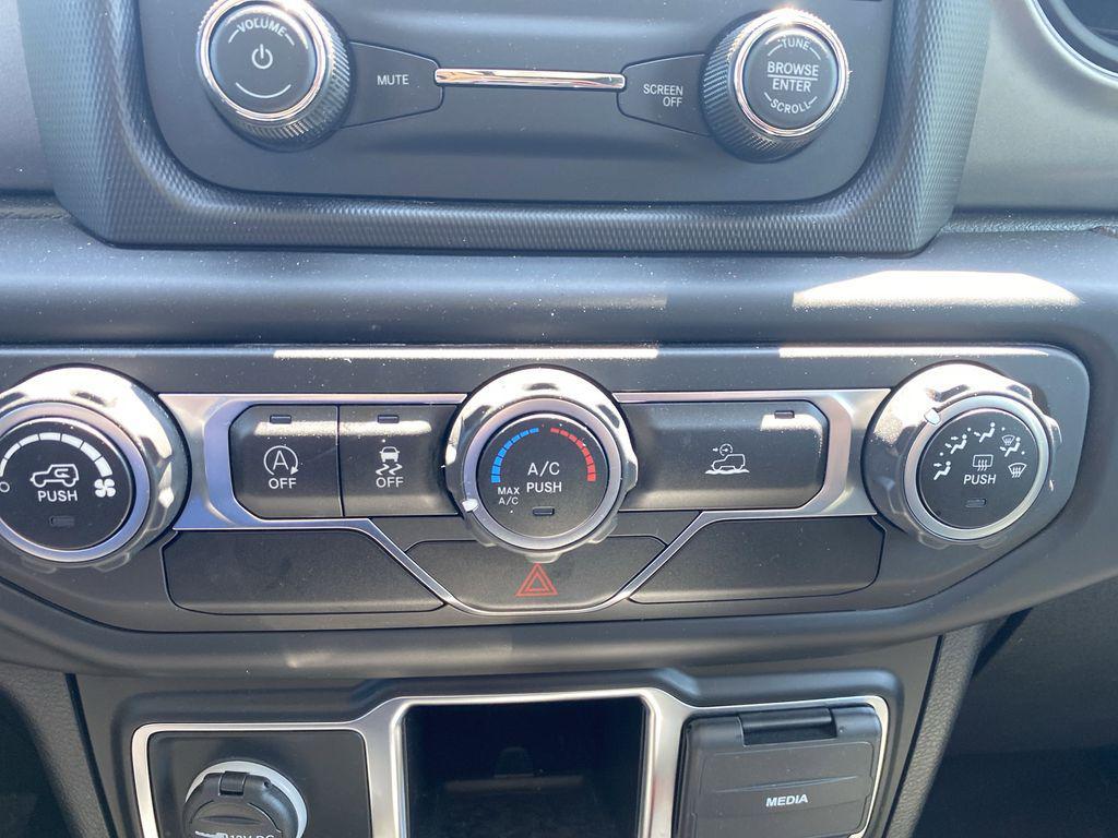 used 2021 Jeep Wrangler Unlimited car, priced at $27,819
