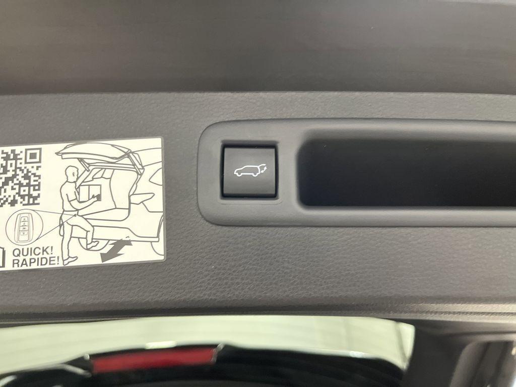 used 2024 Toyota Highlander Hybrid car, priced at $47,000