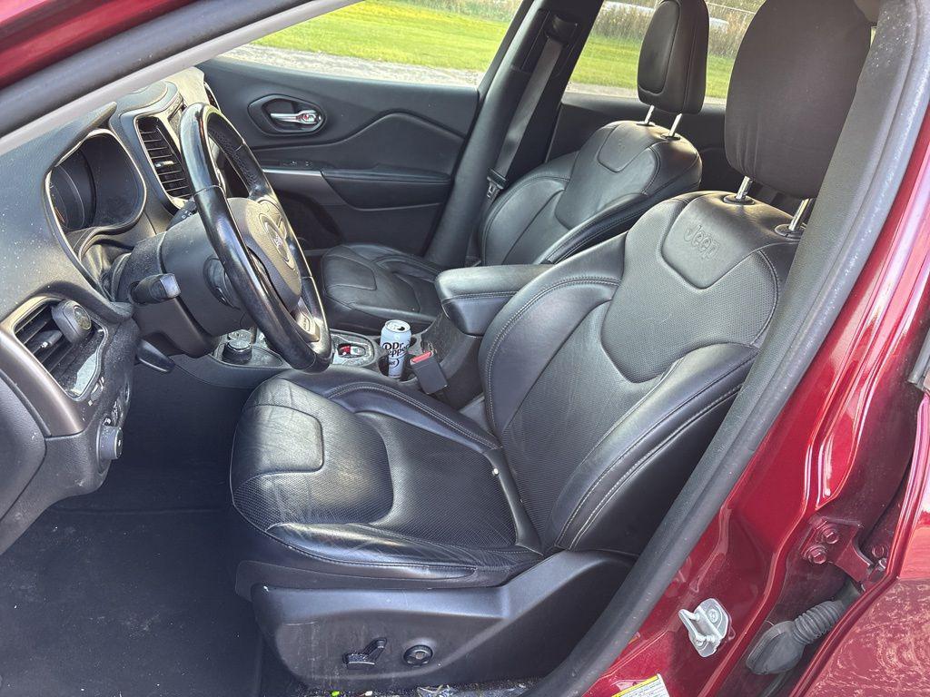 used 2020 Jeep Cherokee car, priced at $20,477