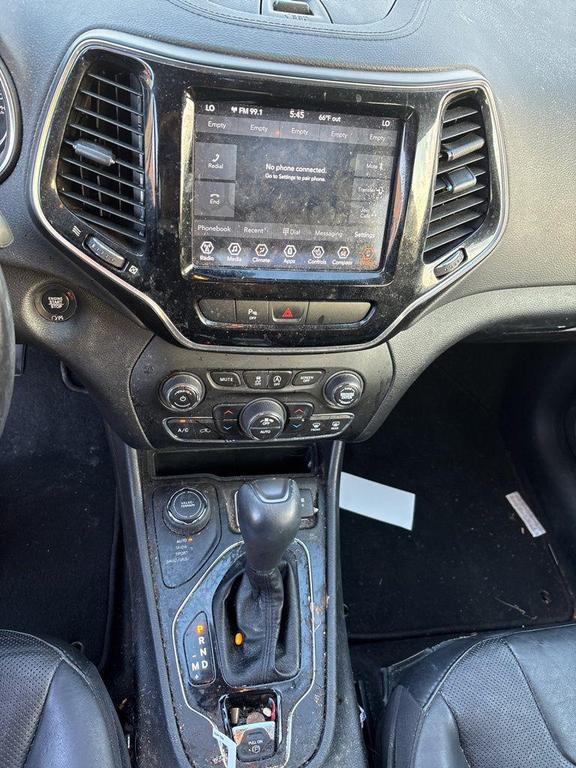 used 2020 Jeep Cherokee car, priced at $20,477