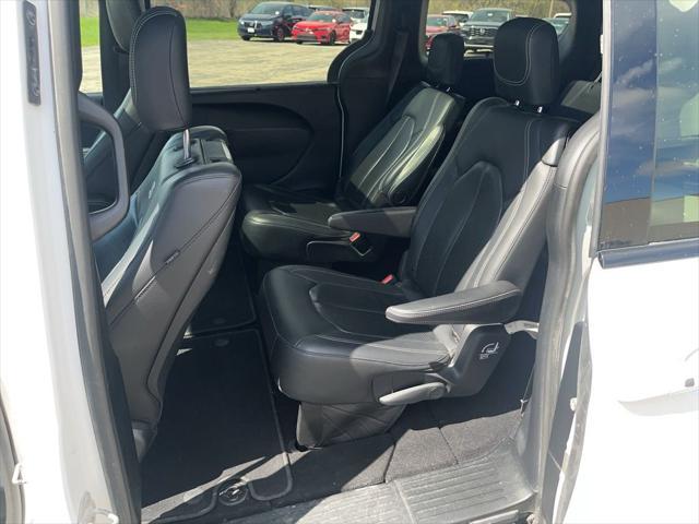 used 2019 Chrysler Pacifica car, priced at $18,687