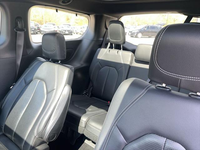 used 2019 Chrysler Pacifica car, priced at $18,687