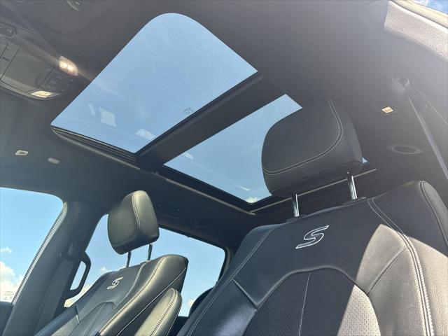 used 2019 Chrysler Pacifica car, priced at $17,791