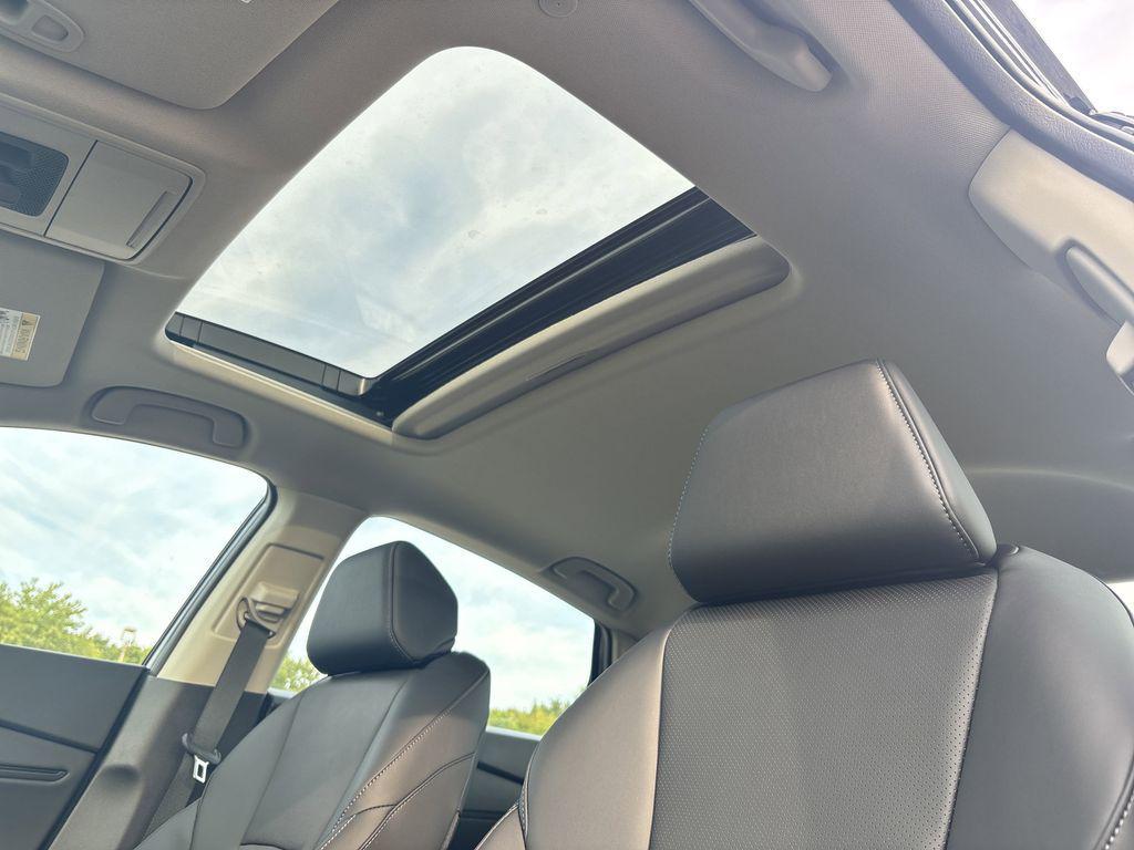 new 2025 Honda Accord Hybrid car, priced at $34,373