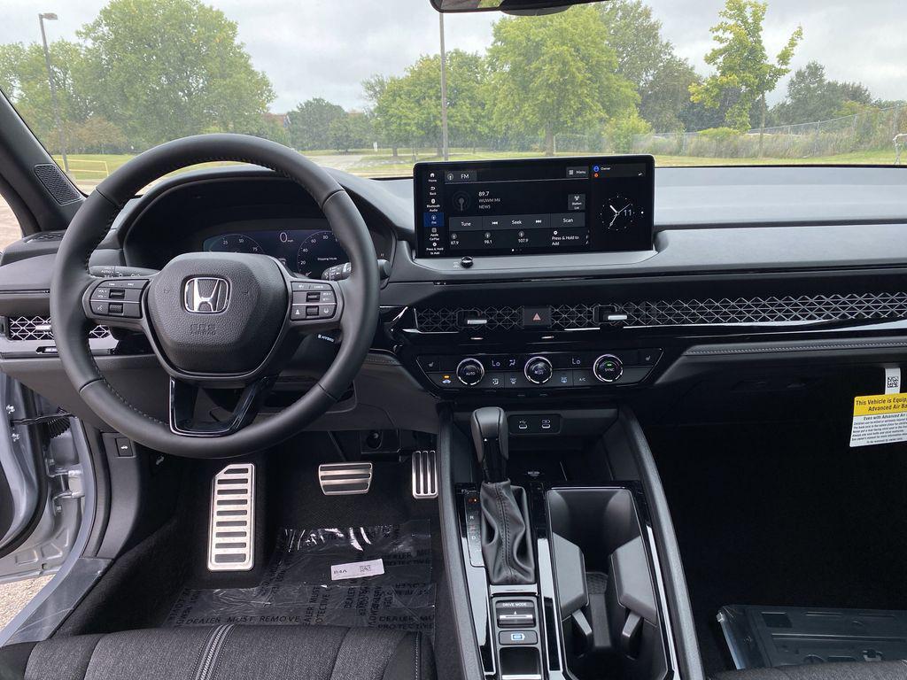 new 2025 Honda Accord Hybrid car, priced at $34,073