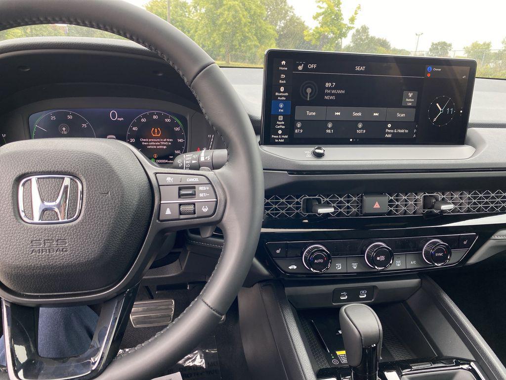 new 2025 Honda Accord Hybrid car, priced at $34,073