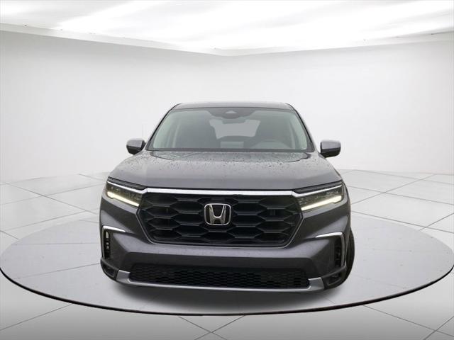 new 2025 Honda Pilot car, priced at $45,725