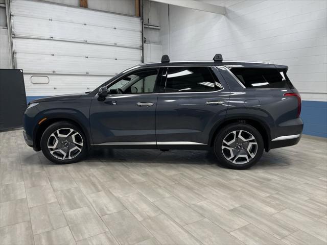used 2024 Hyundai Palisade car, priced at $40,411