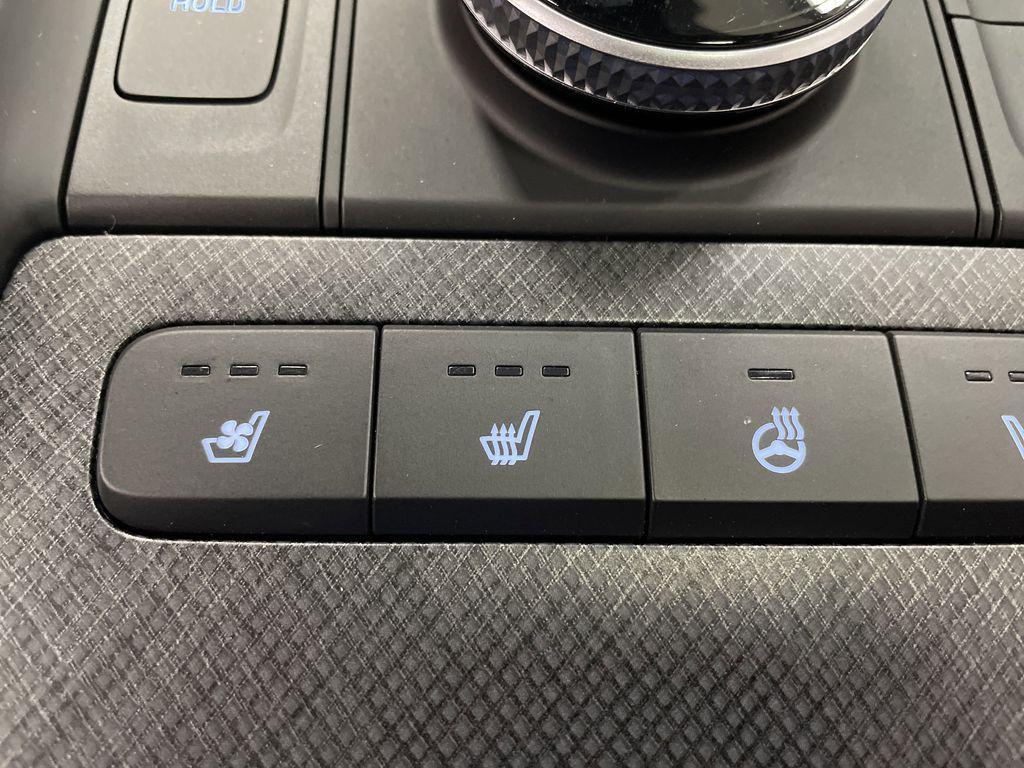 used 2024 Hyundai Palisade car, priced at $36,400