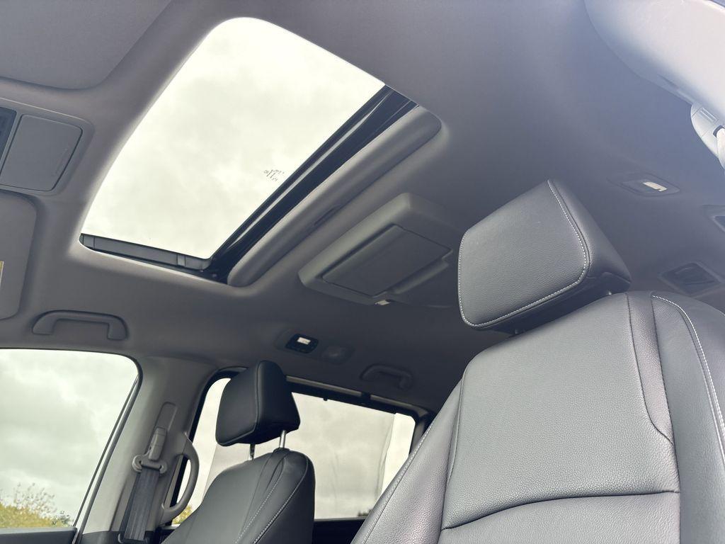 used 2024 Honda Odyssey car, priced at $42,450