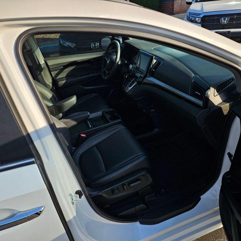 used 2024 Honda Odyssey car, priced at $42,820