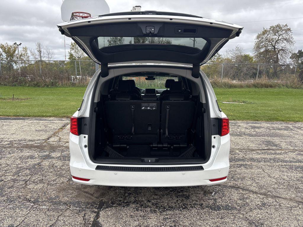 used 2024 Honda Odyssey car, priced at $42,450