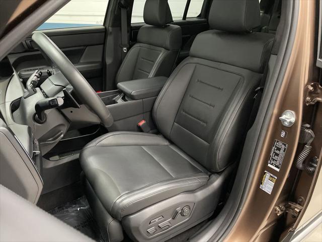 used 2024 Hyundai Santa Fe car, priced at $38,998