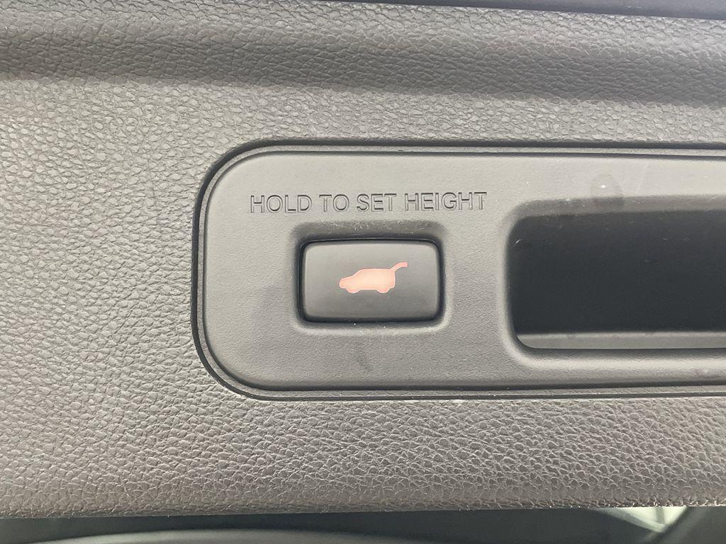 used 2020 Honda Odyssey car, priced at $27,333