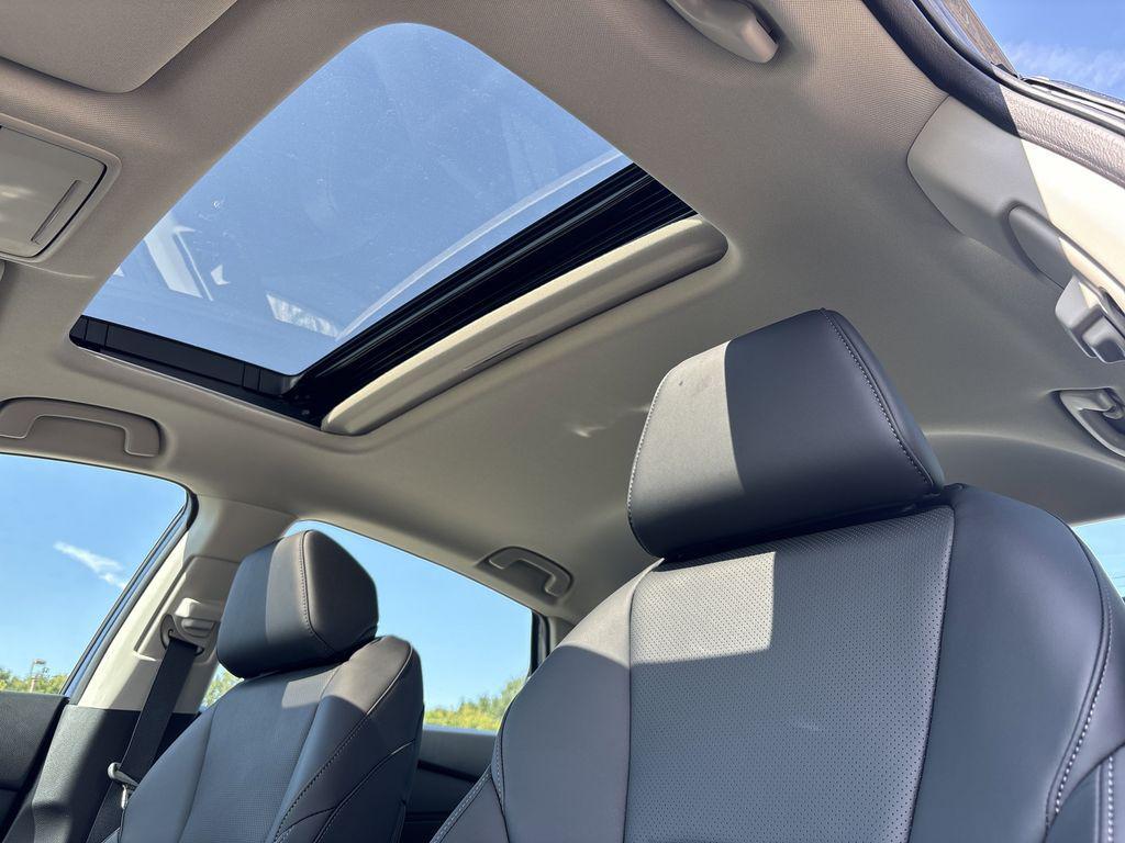 new 2025 Honda Accord Hybrid car, priced at $34,373