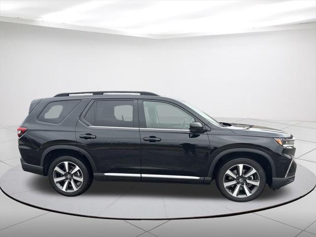 used 2024 Honda Pilot car, priced at $44,617