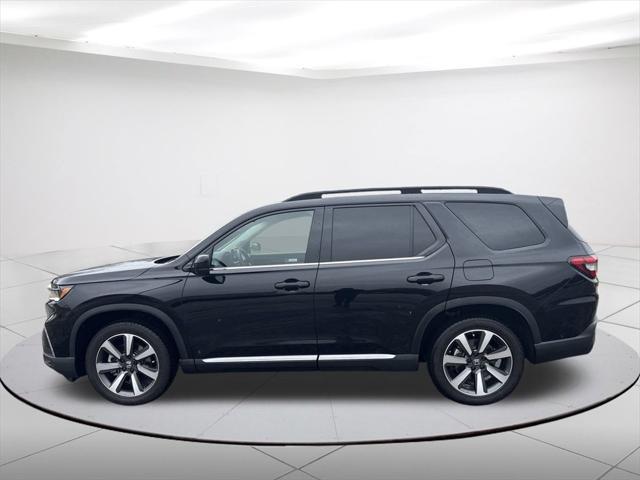 used 2024 Honda Pilot car, priced at $44,617