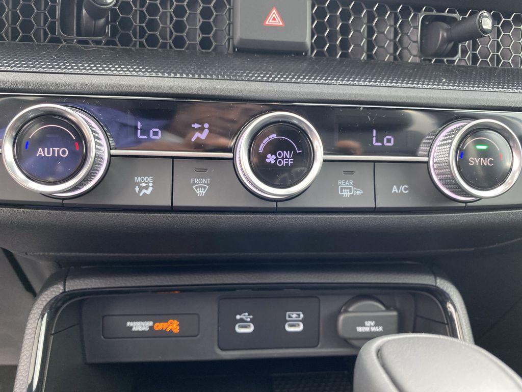 new 2026 Honda CR-V Hybrid car, priced at $40,115