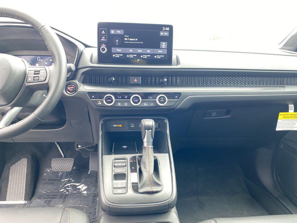 new 2026 Honda CR-V Hybrid car, priced at $40,115