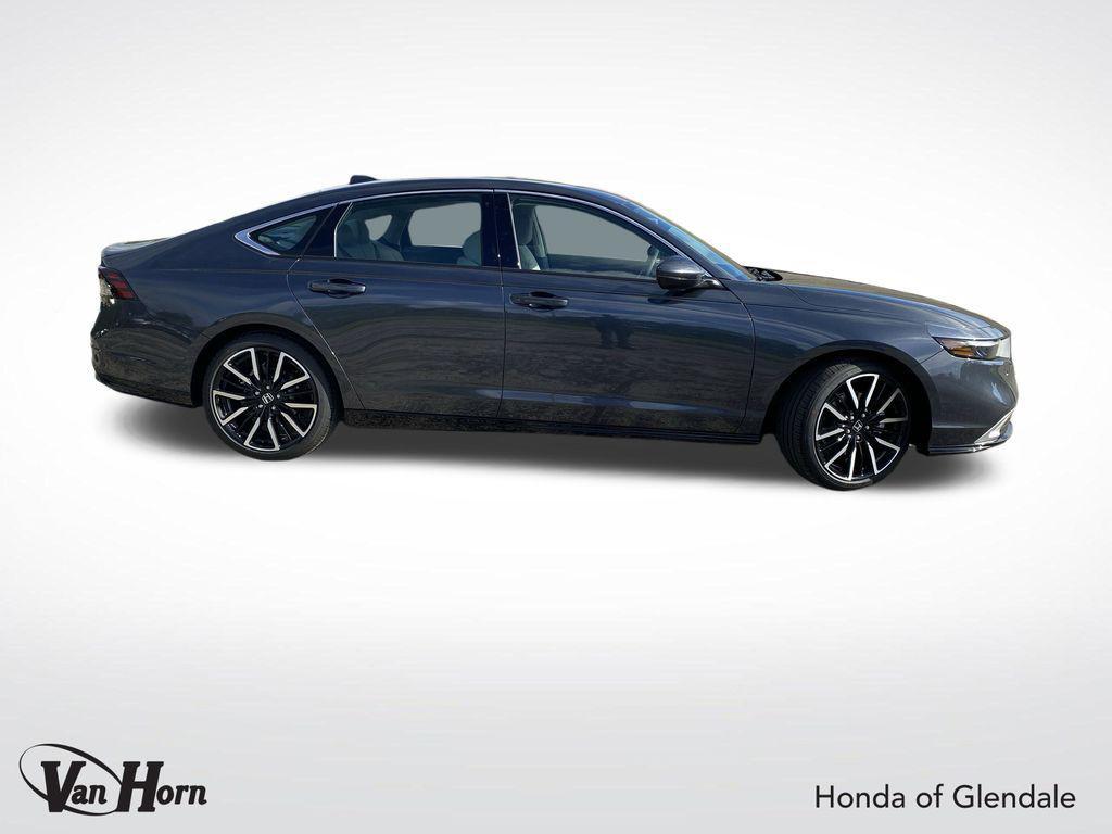 new 2025 Honda Accord Hybrid car, priced at $38,470