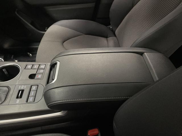 used 2024 Toyota Highlander car, priced at $40,922