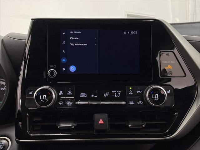 used 2024 Toyota Highlander car, priced at $40,922