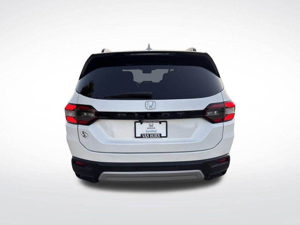 used 2023 Honda Pilot car, priced at $35,961