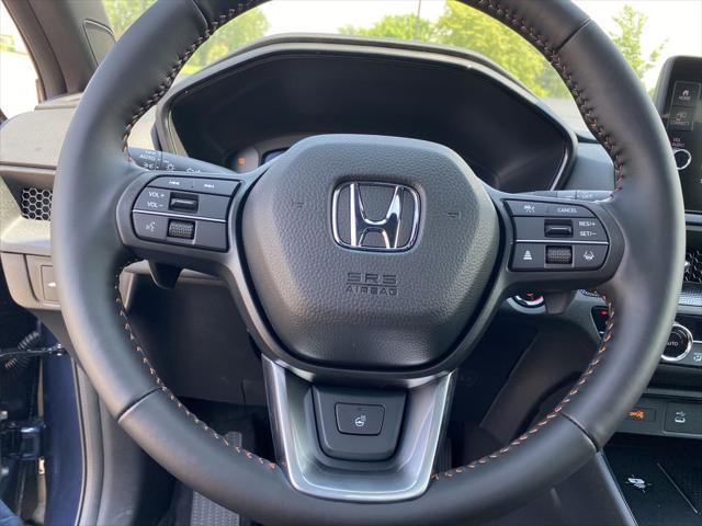 new 2026 Honda CR-V Hybrid car, priced at $40,195