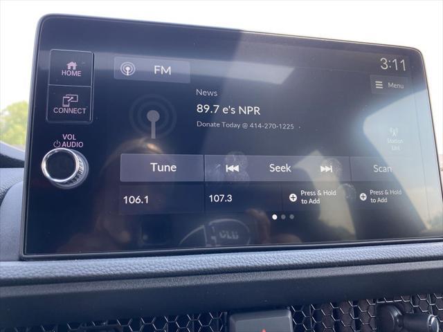 new 2026 Honda CR-V Hybrid car, priced at $40,195