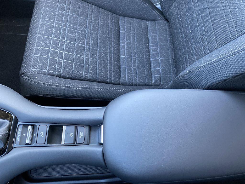 new 2026 Honda HR-V car, priced at $28,125