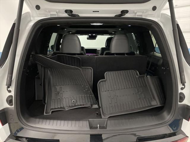 used 2024 Hyundai Santa Fe car, priced at $39,212