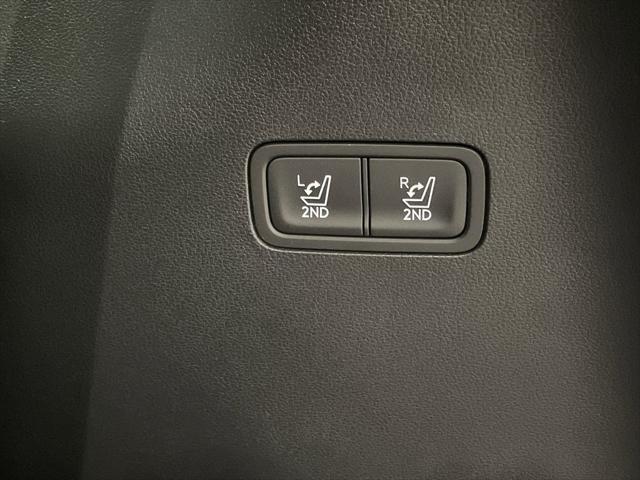 used 2024 Hyundai Santa Fe car, priced at $39,212