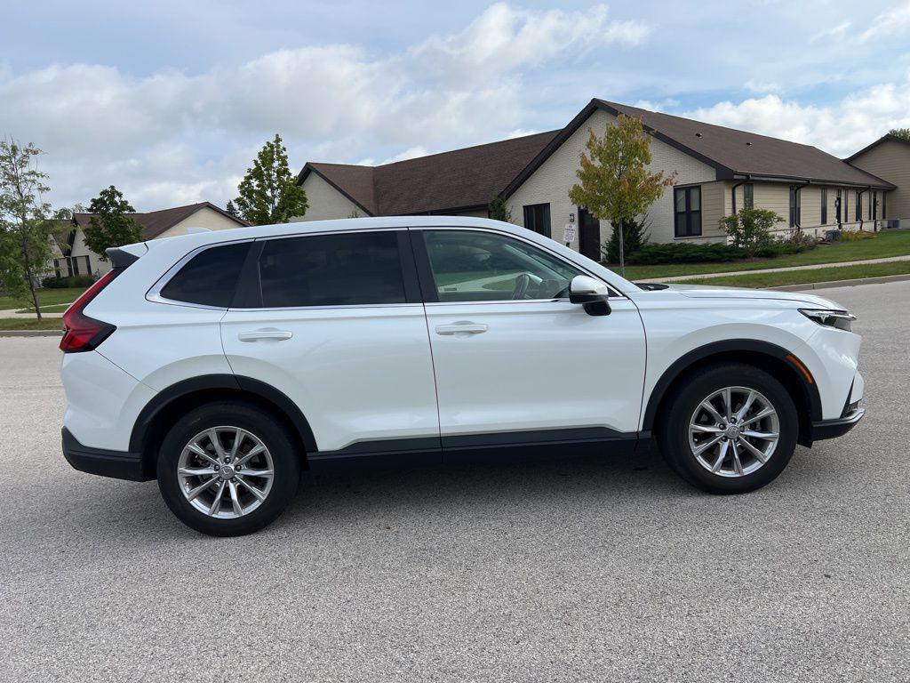 used 2024 Honda CR-V car, priced at $33,900