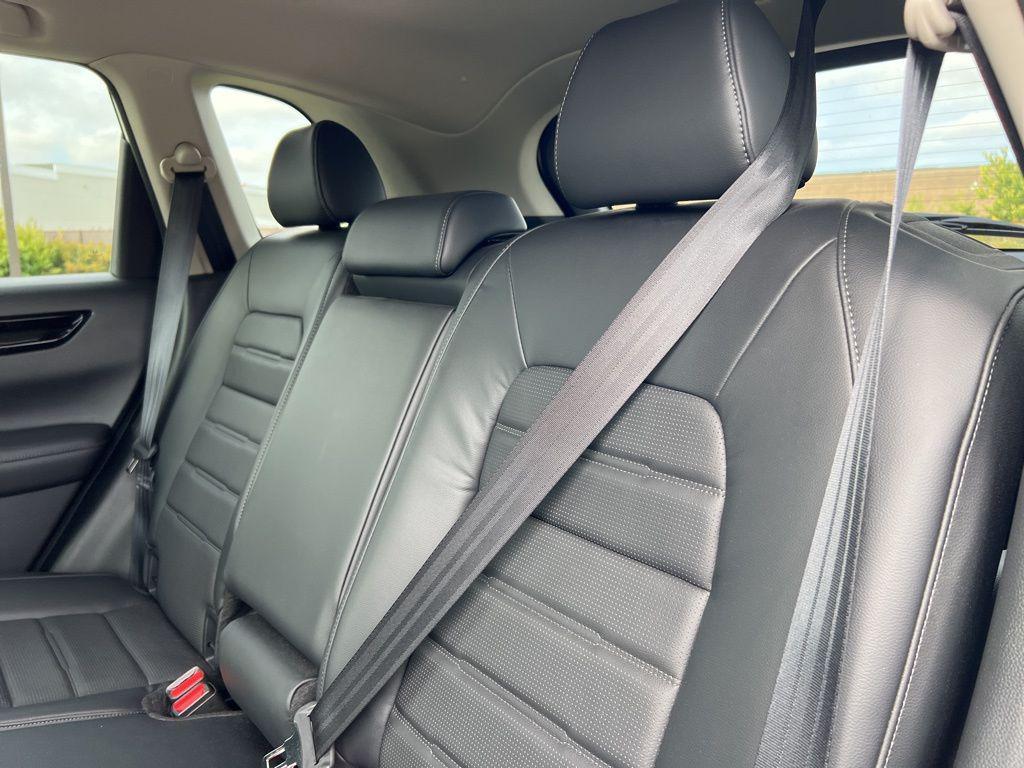 used 2024 Honda CR-V car, priced at $33,900