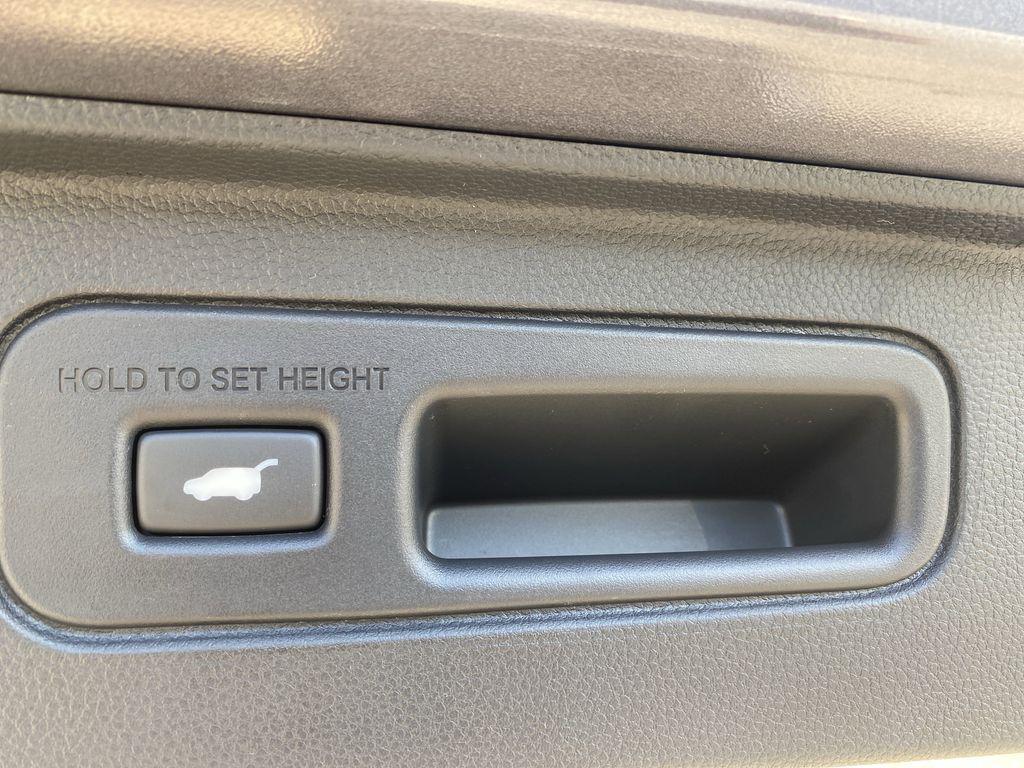 new 2025 Honda Pilot car, priced at $44,625