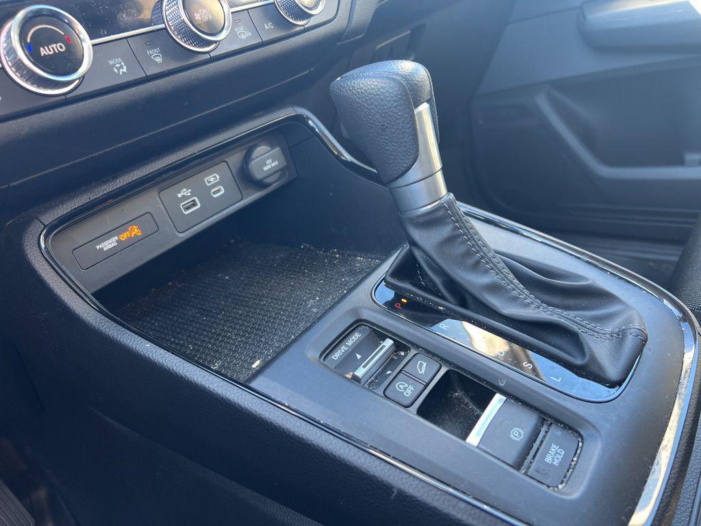 used 2025 Honda CR-V car, priced at $33,000