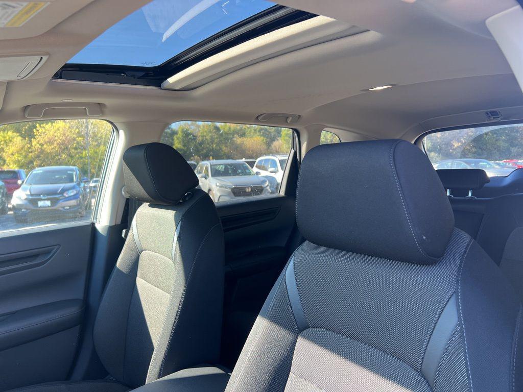 used 2025 Honda CR-V car, priced at $33,000