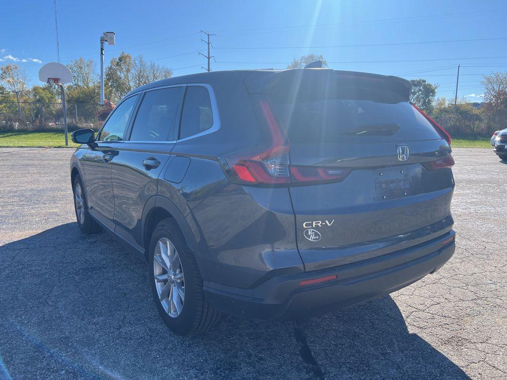 used 2025 Honda CR-V car, priced at $33,000