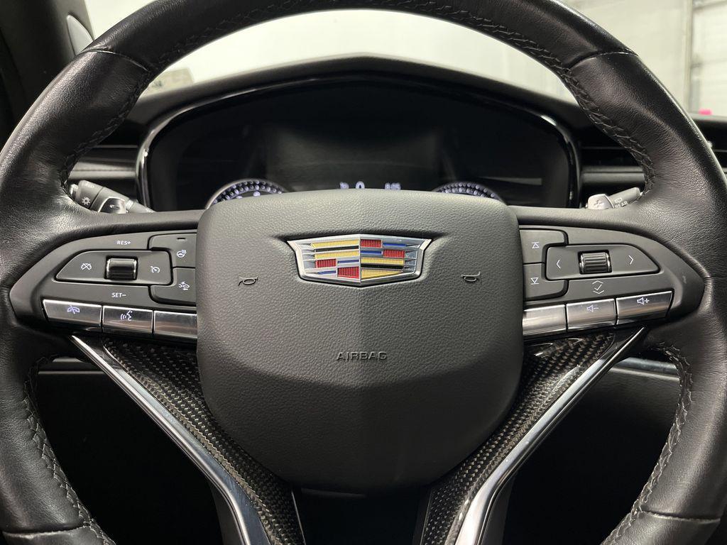 used 2023 Cadillac XT6 car, priced at $40,785