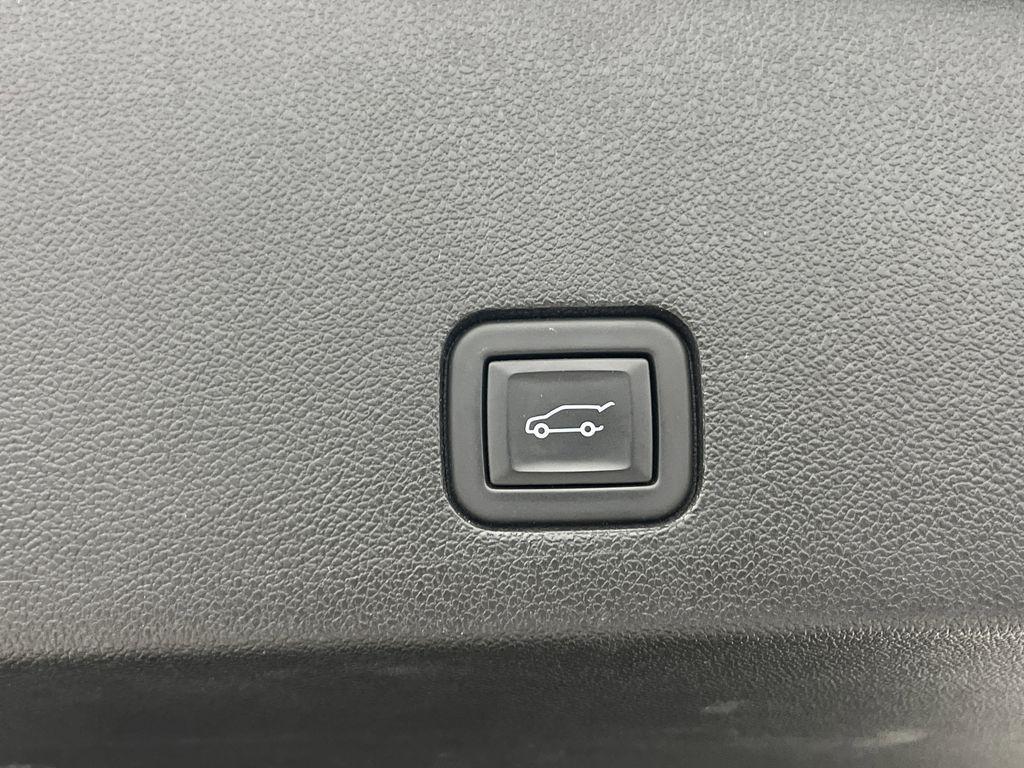 used 2023 Cadillac XT6 car, priced at $40,785