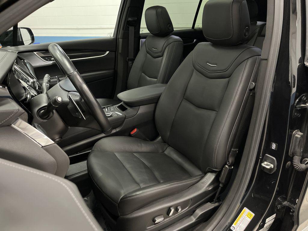 used 2023 Cadillac XT6 car, priced at $40,785