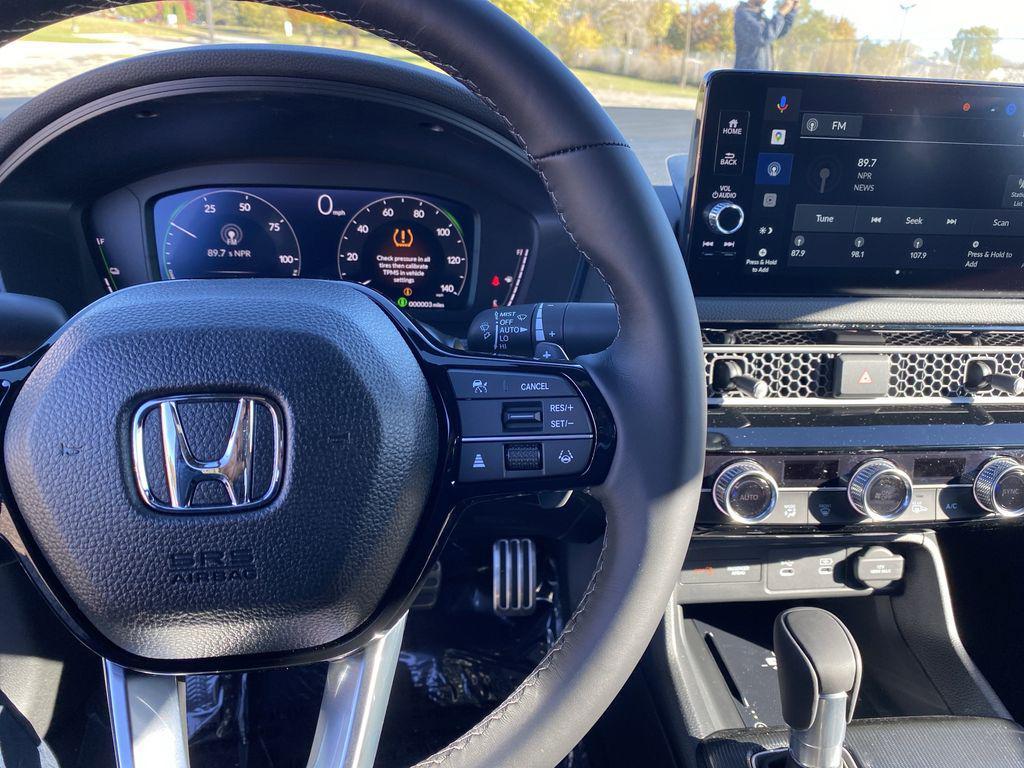 new 2026 Honda Civic Hybrid car, priced at $31,588