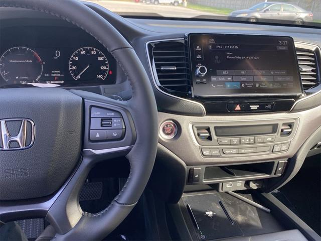 new 2025 Honda Ridgeline car, priced at $46,075