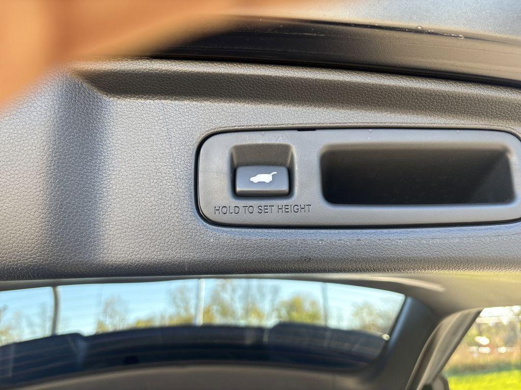 used 2023 Honda CR-V car, priced at $31,400